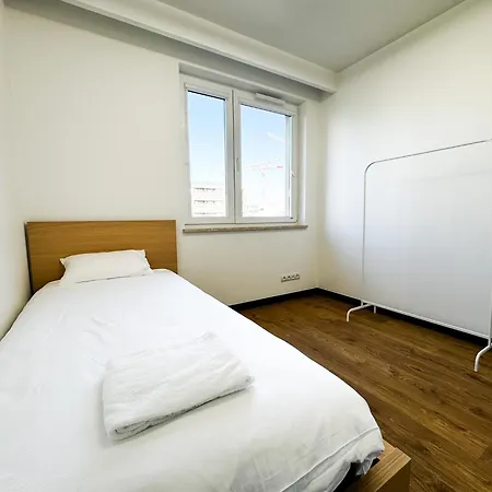 Apartamento Modern 4bd, Balcony, Family Breslavia