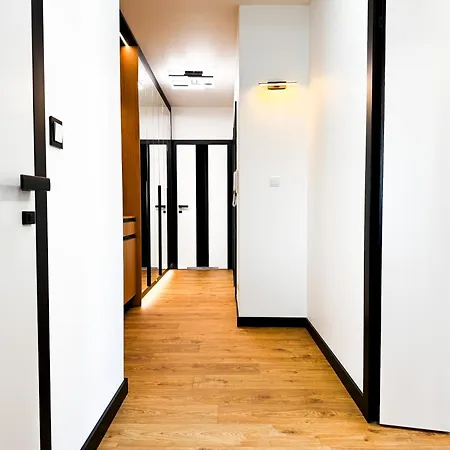Apartamento Modern 4bd, Balcony, Family *